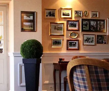 Hostellerie De La Hauquerie-Chevotel Hotel 3*