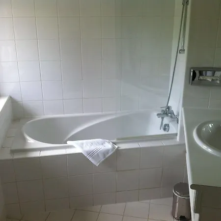Hostellerie De La Hauquerie-Chevotel Hotel Quetteville
