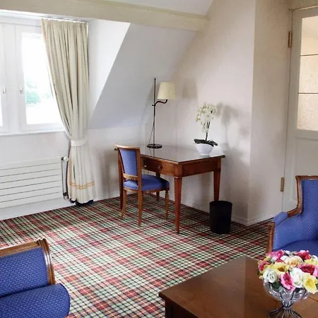 Hostellerie De La Hauquerie-Chevotel 3* Quetteville